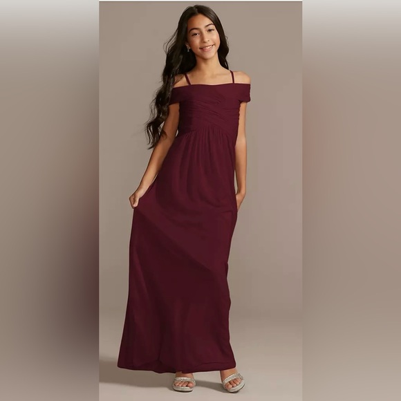 David’s Bridal Junior Bridesmaid Criss-Cross Off-Shoulder Dress in Wine, Size 10 - Picture 1 of 6